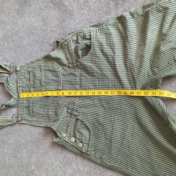 We the Free – Ziggy Denim Overall in Railroad Stripe – Olive Sparrow Green - Picture 8 of 10